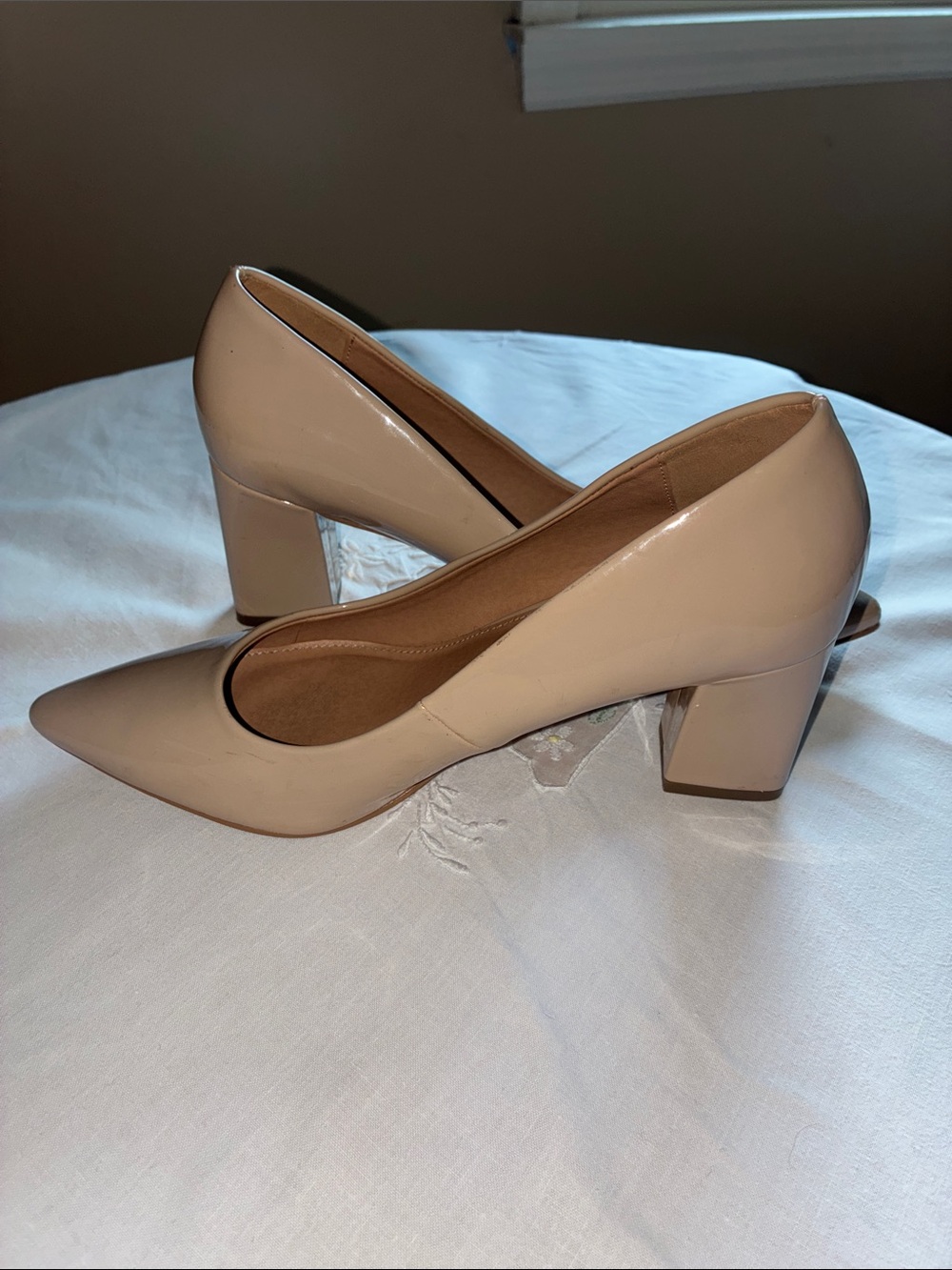 14th & Union Beige Patent Block Heel Pumps